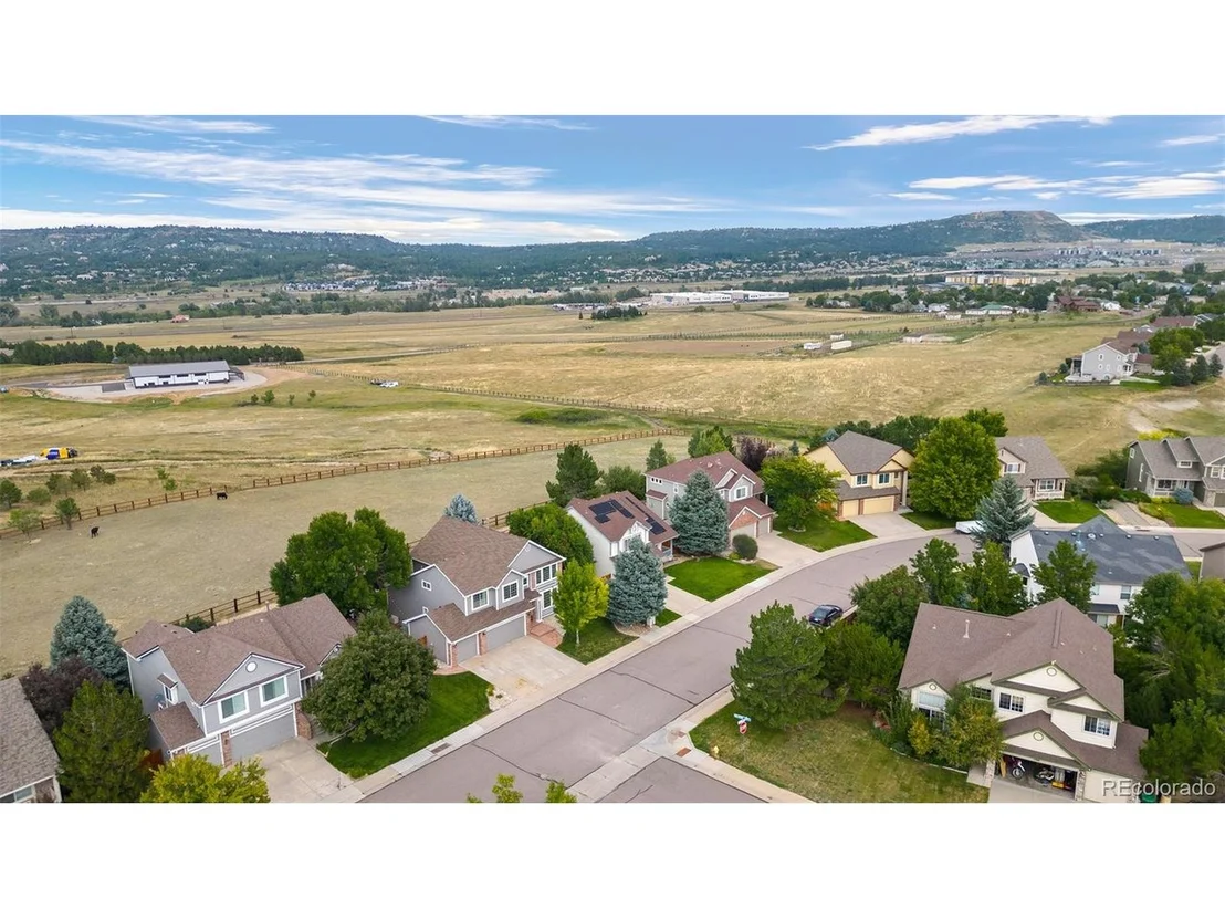 Photo of 4763 Bobolink Dr
