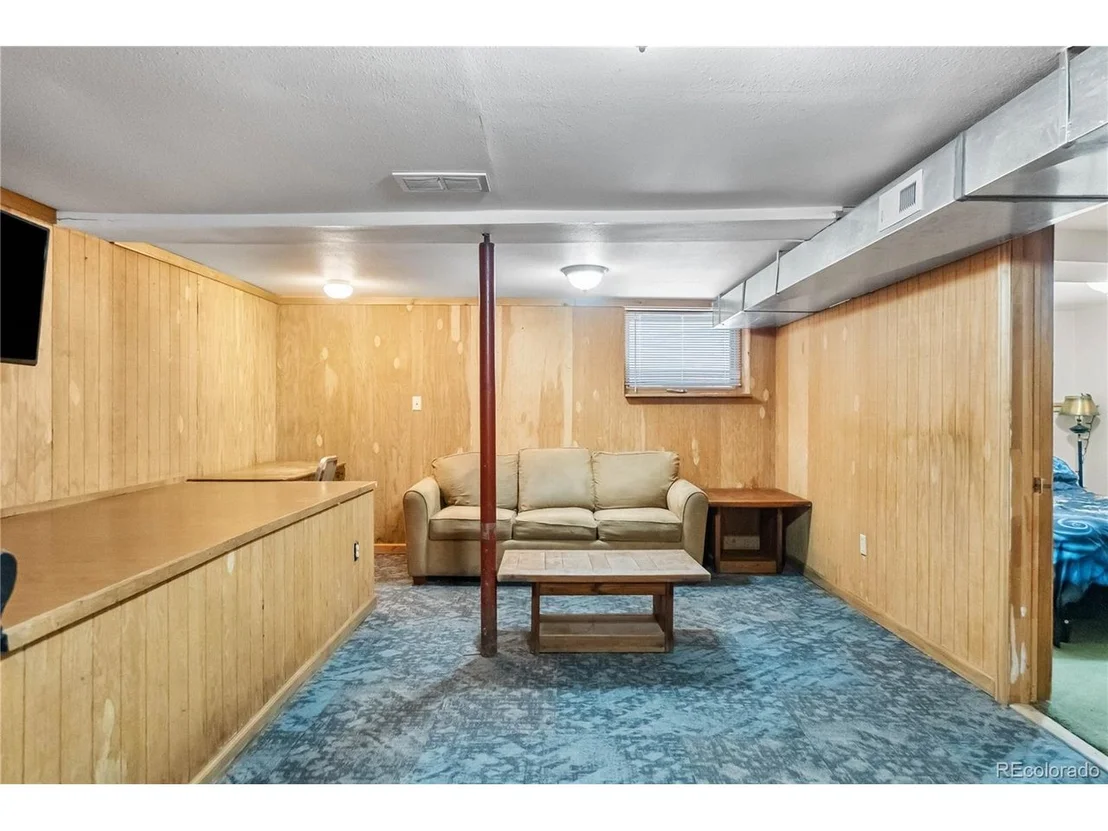Photo of 48 Linn Cir