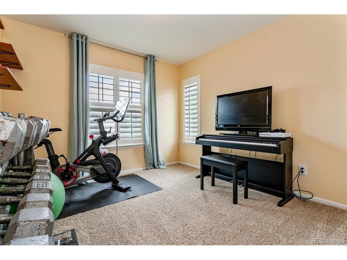 Photo of 5479 Fullerton Cir