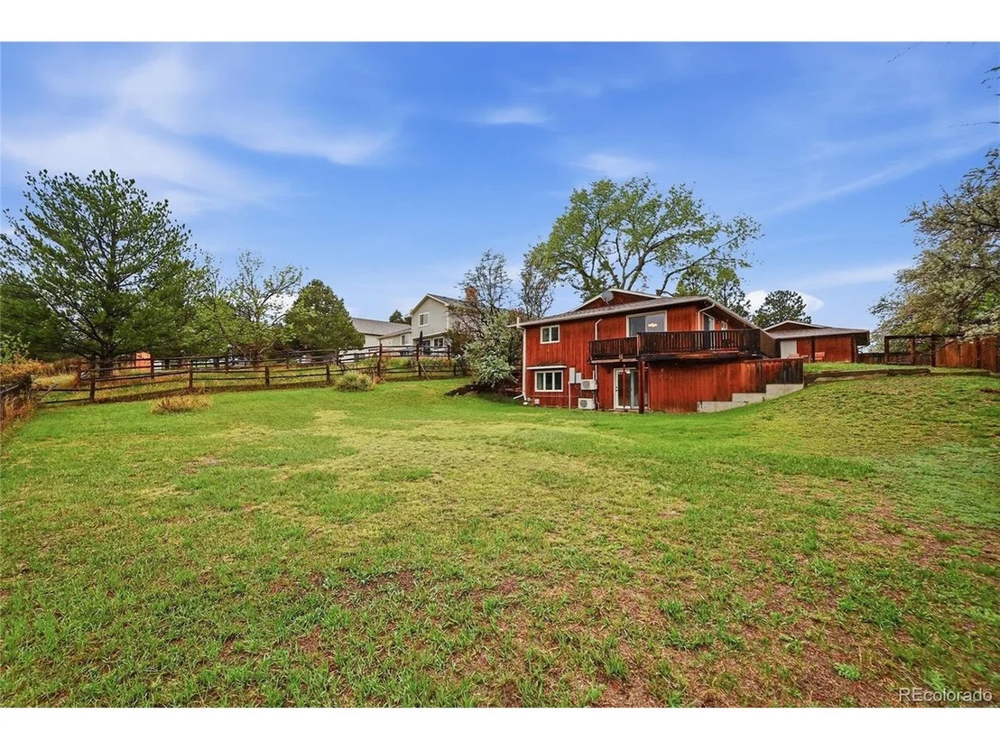 Photo of 6930 Hillpoint Pl