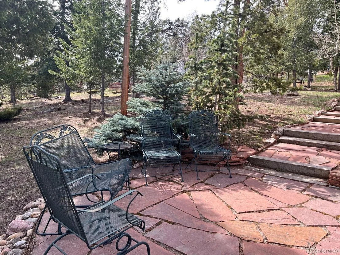 Photo of 25178 Stanley Park Rd