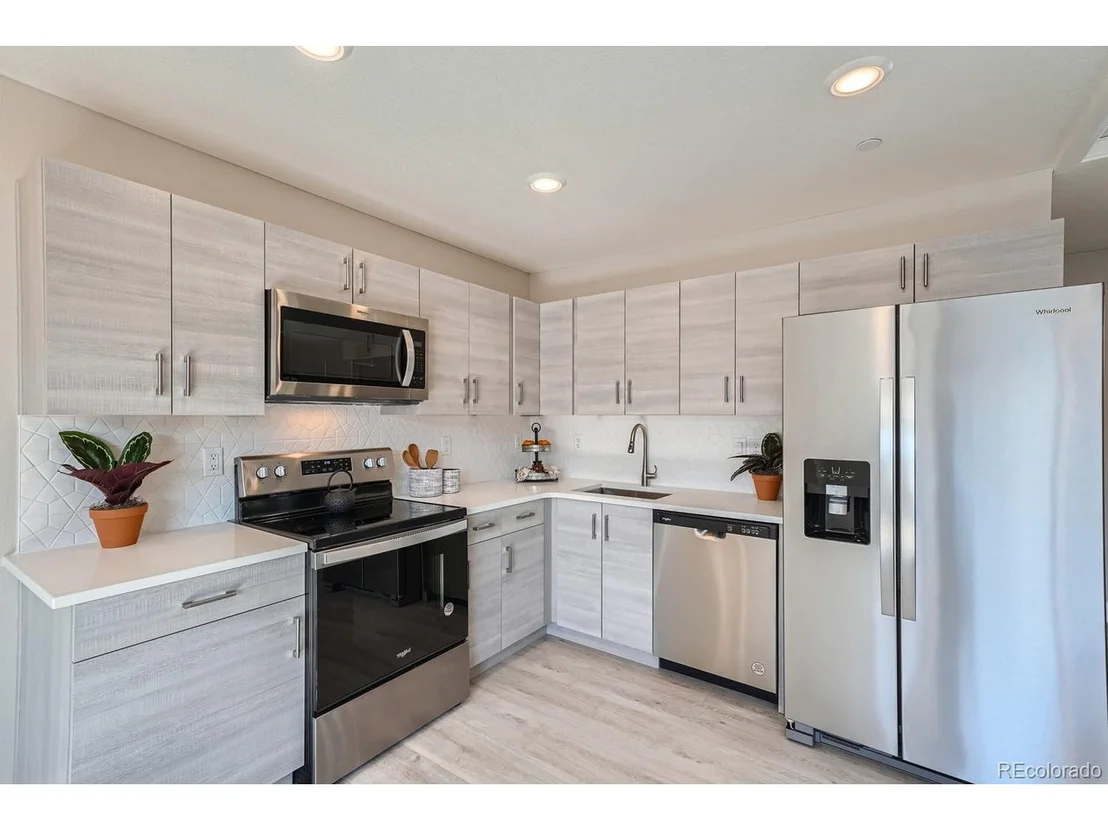 Photo of 215 S 1st Ave