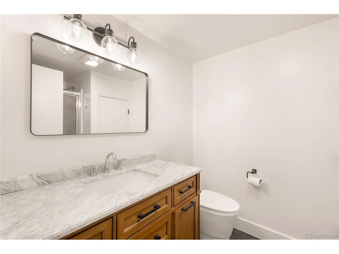 Photo of 415 Forest St
