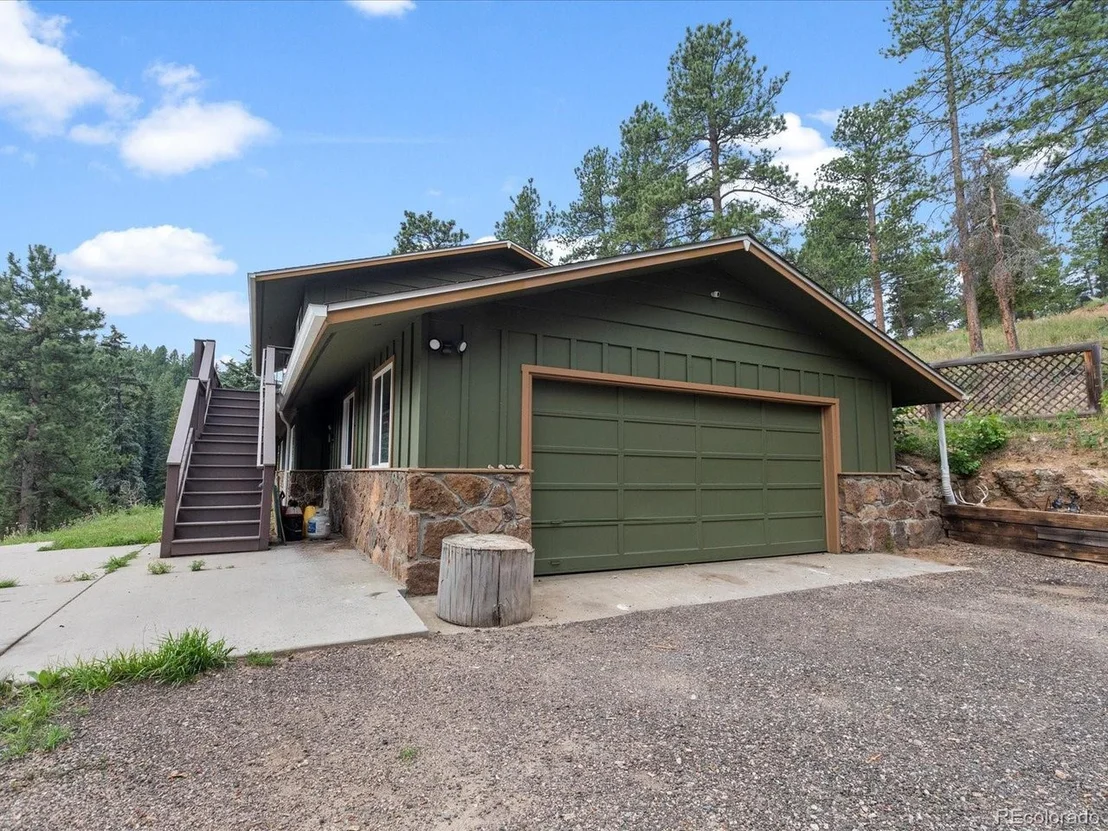 Photo of 27685 Stagecoach Rd