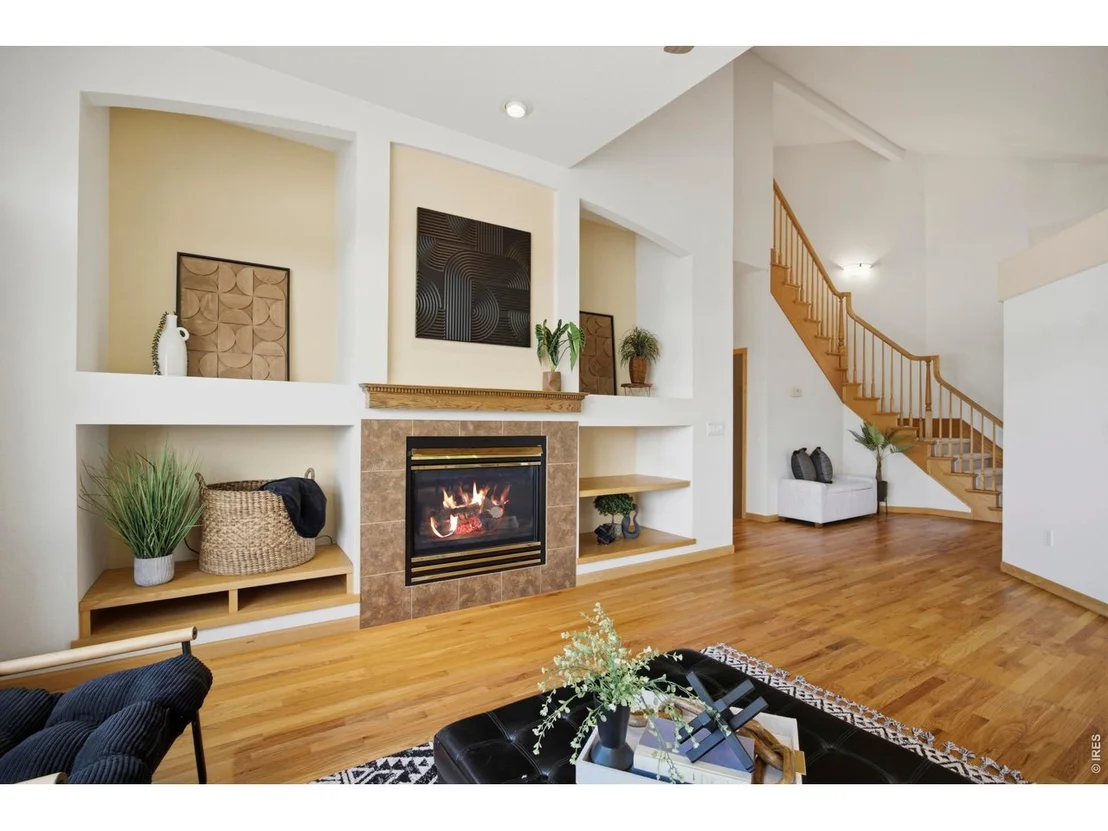 Photo of 535 Lakeside Pl