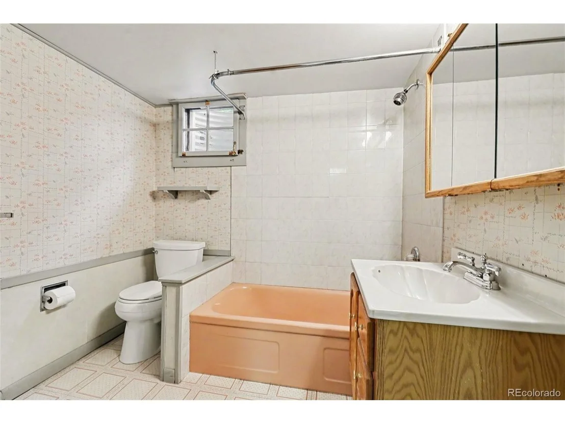 Photo of 7627 Newman St