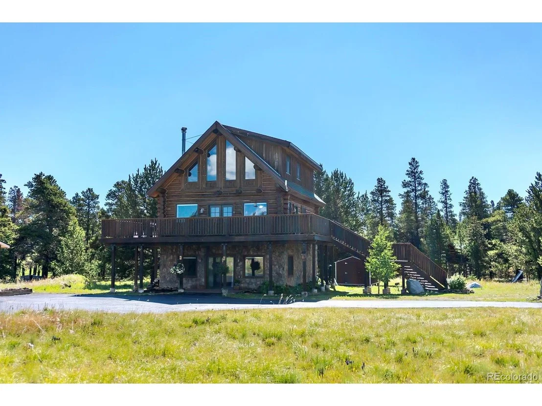 Photo of 702 Wild Rye Rd