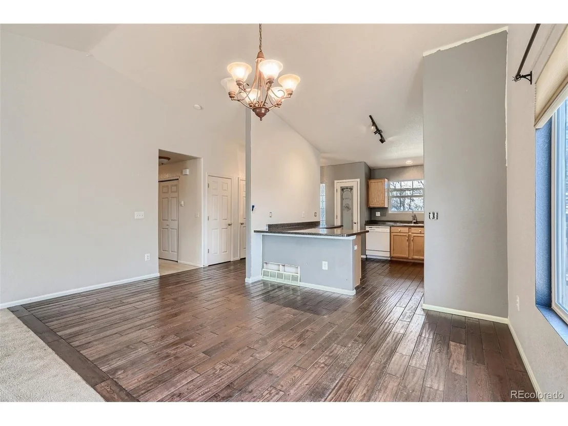 Photo of 5855 Canyon Cir