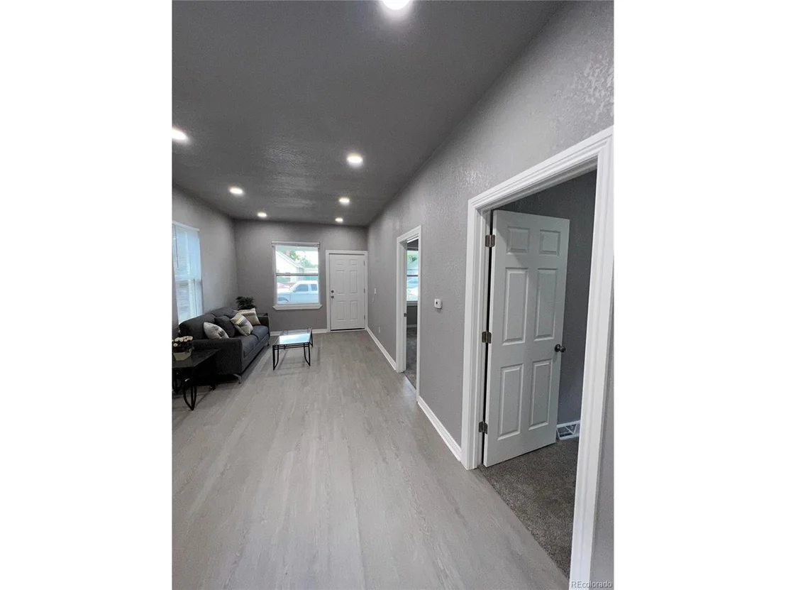 Photo of 4638 Logan St