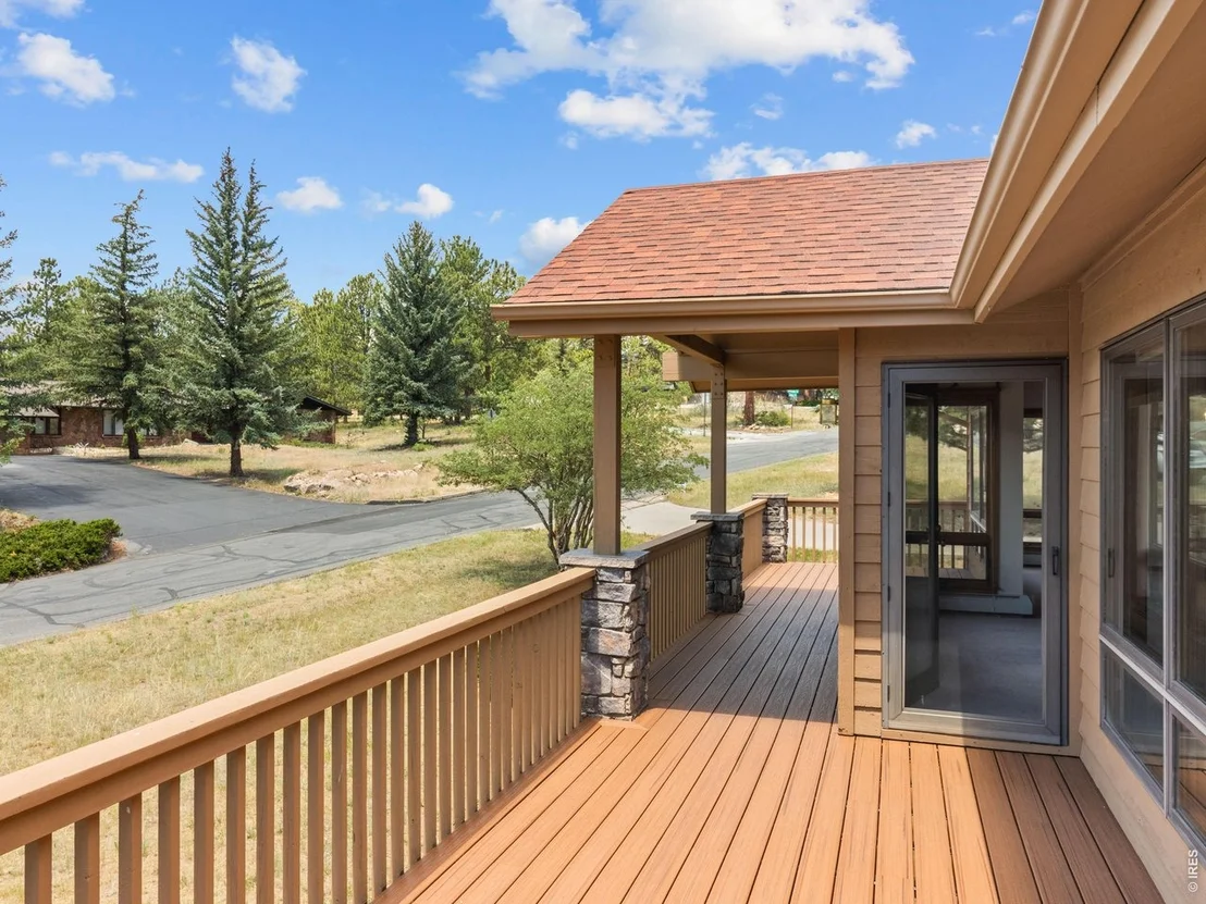 Photo of 650 Summit Dr