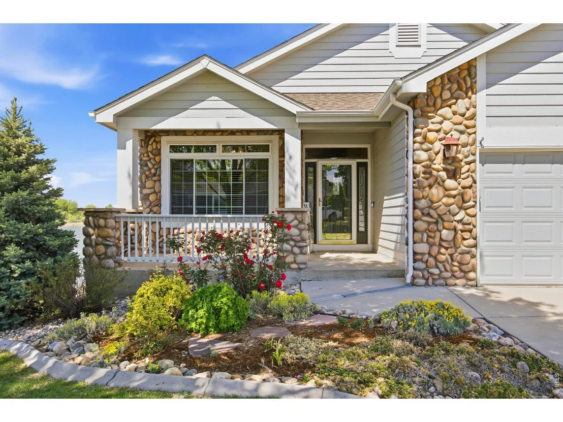 Photo of 510 Lakeside Pl