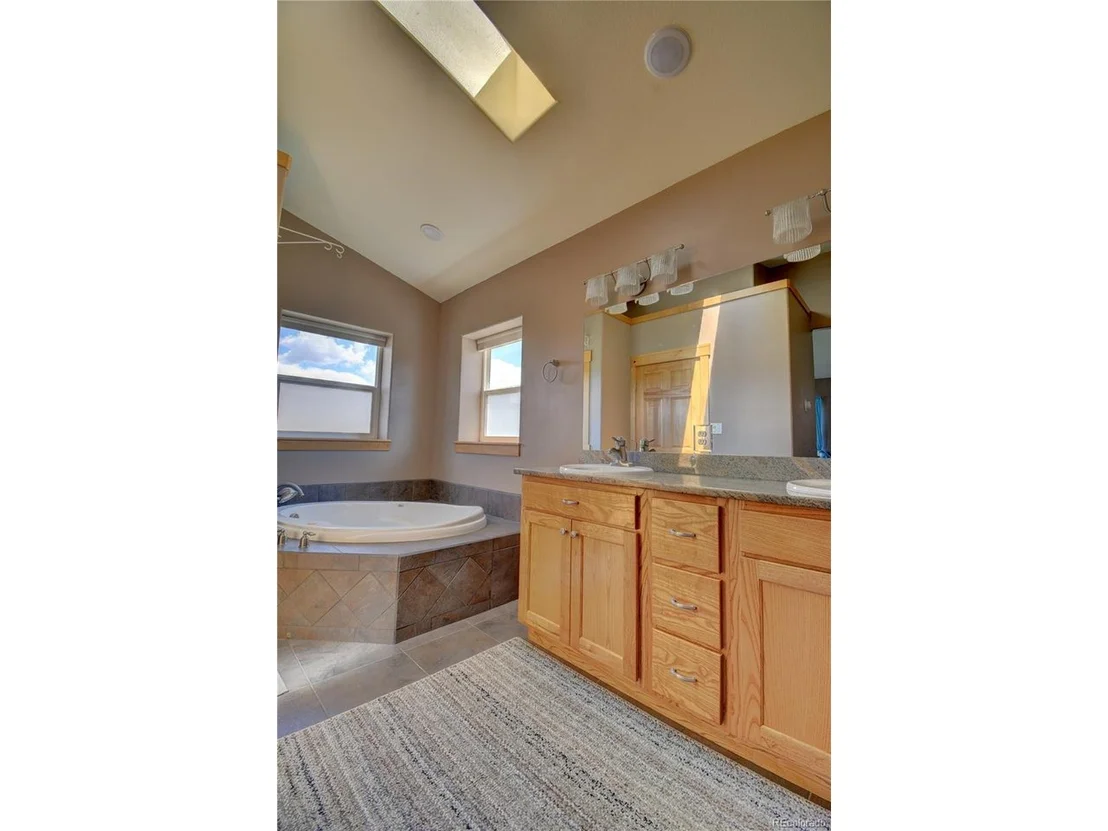 Photo of 8250 Windmill Ln