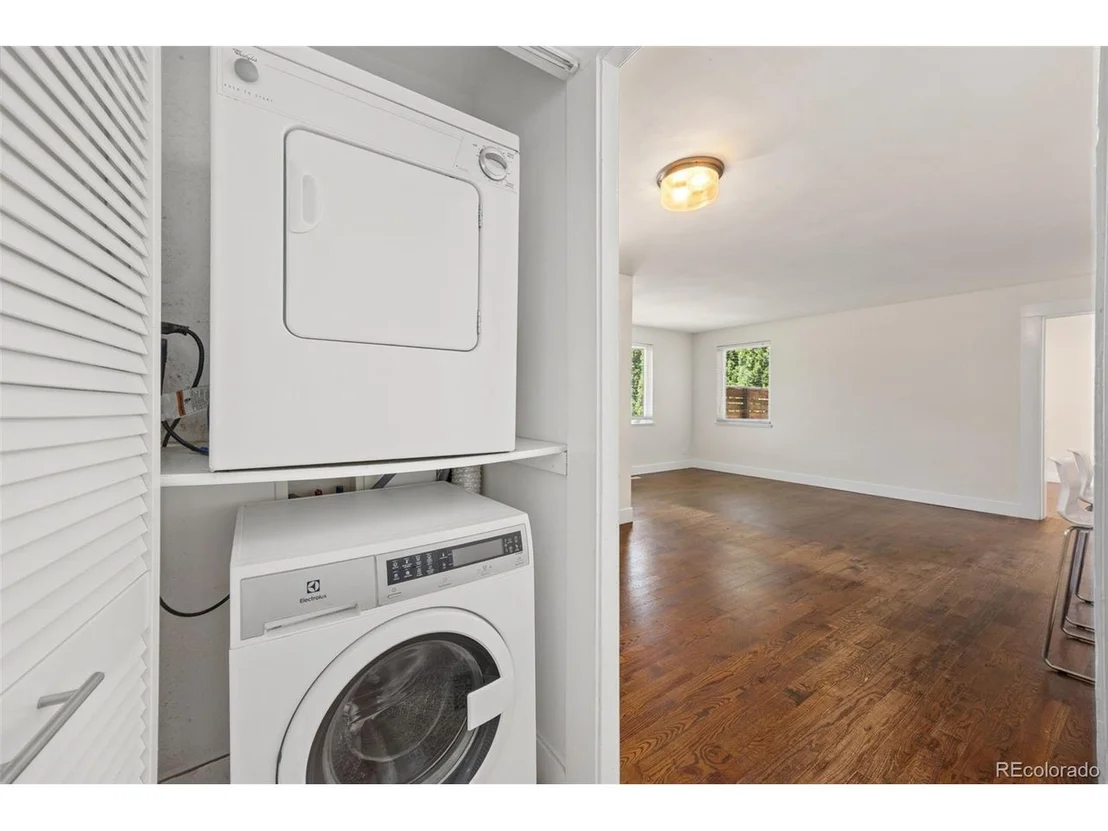 Photo of 170 Oneida St