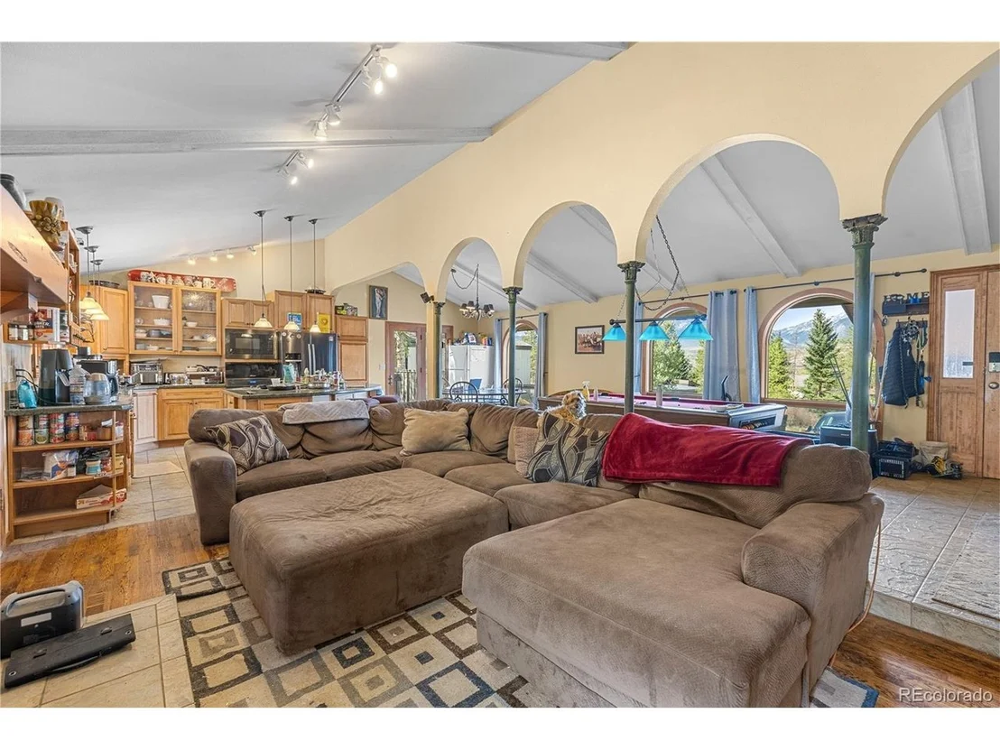 Photo of 208 Deer Path Rd