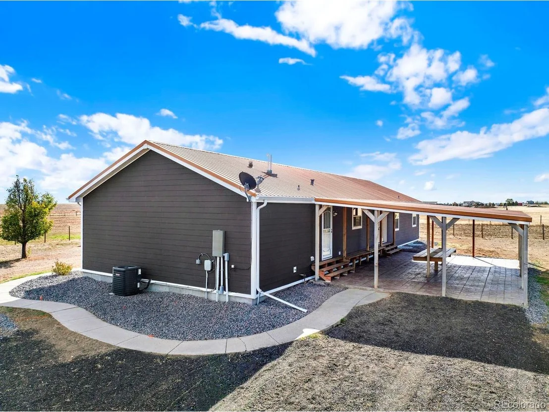 Photo of 10309 Schumaker Rd