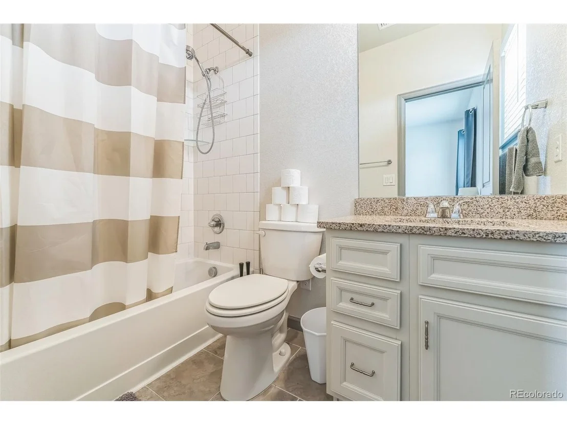 Photo of 13329 Newport Cir
