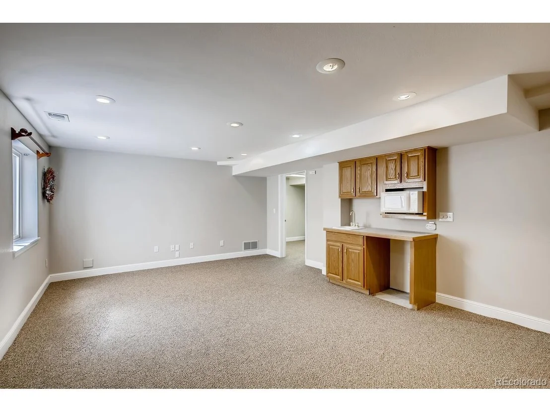 Photo of 2130 Ridgeview Way