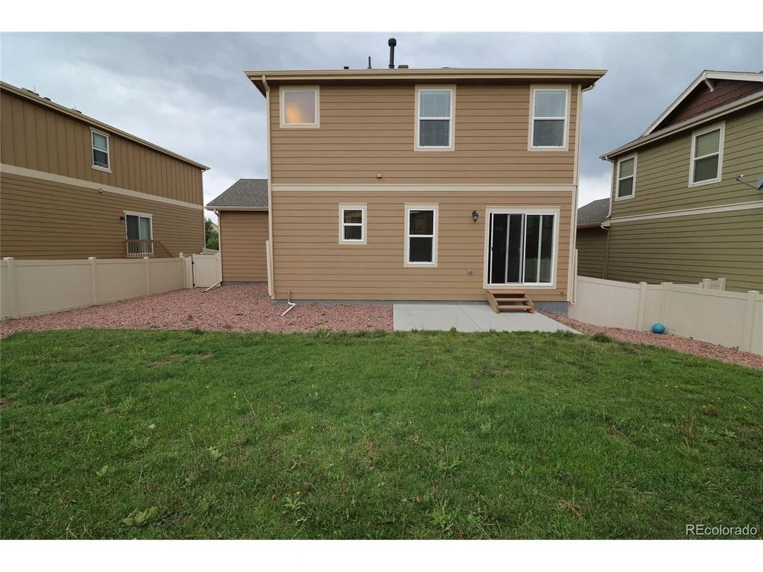 Photo of 930 Antrim Loop