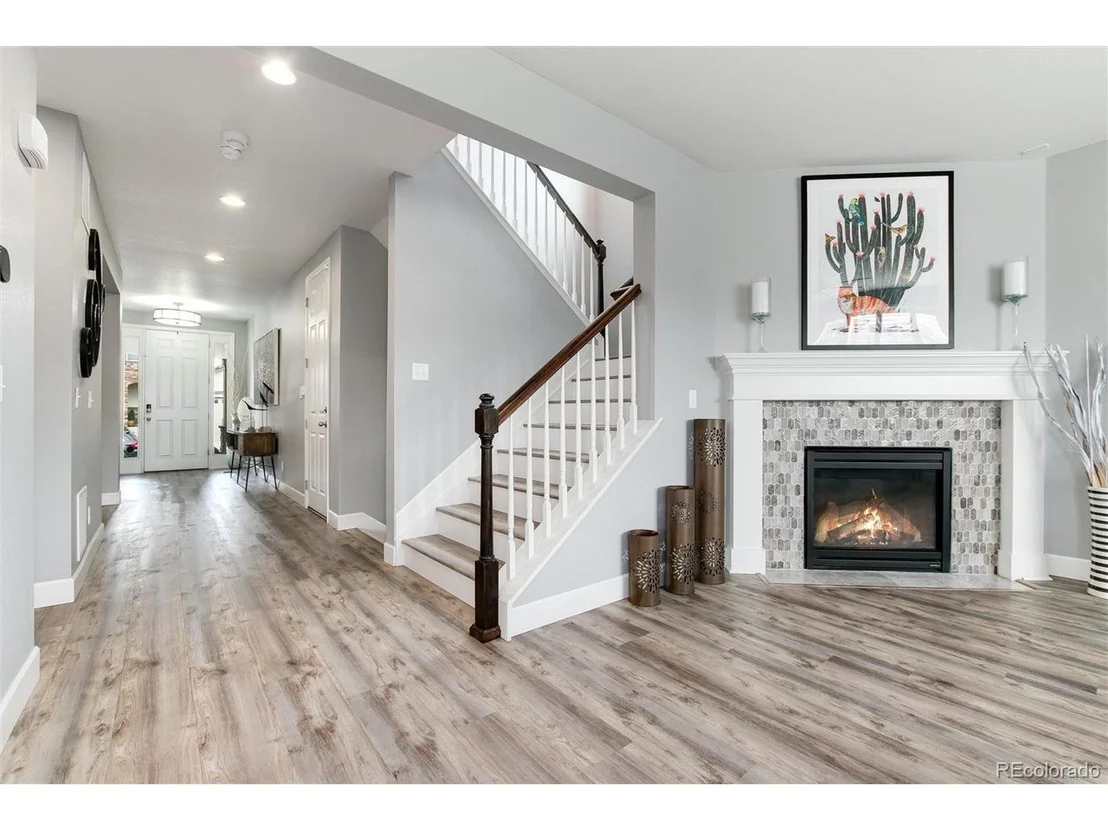 Photo of 650 Meadowleaf Ln