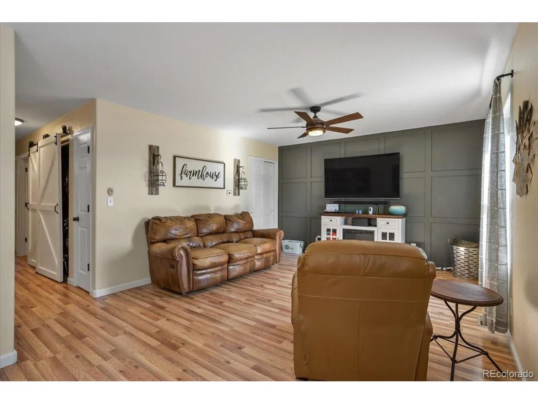 Photo of 3705 Riverside Pkwy
