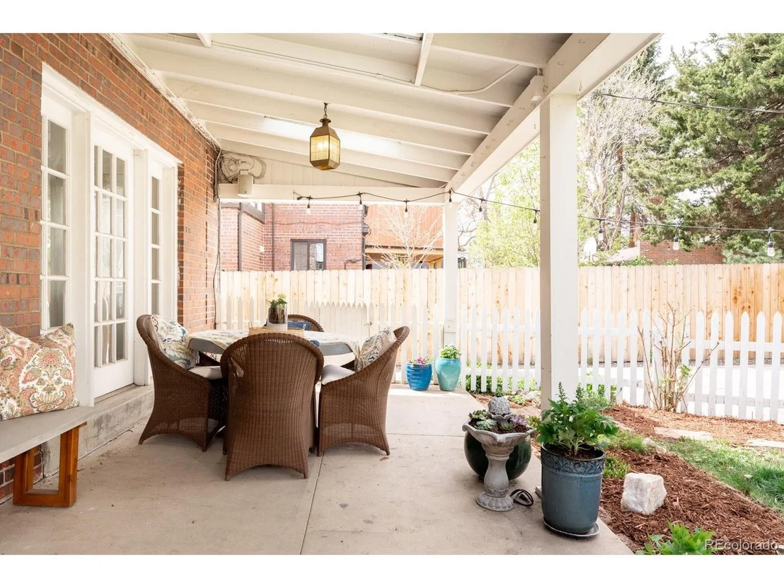 Photo of 457 Elm St