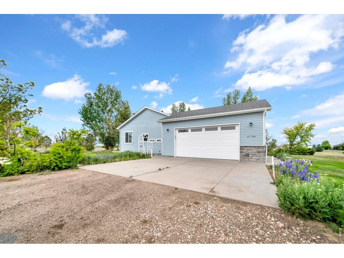 Photo of 12 Trailside Dr