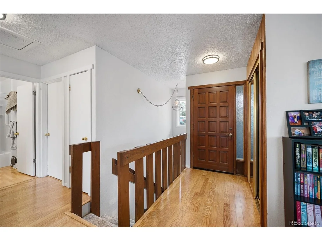 Photo of 8677 Thunderbird Cir
