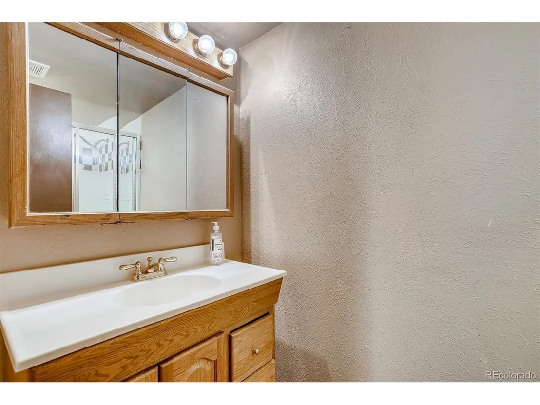 Photo of 12283 Bellaire Cir