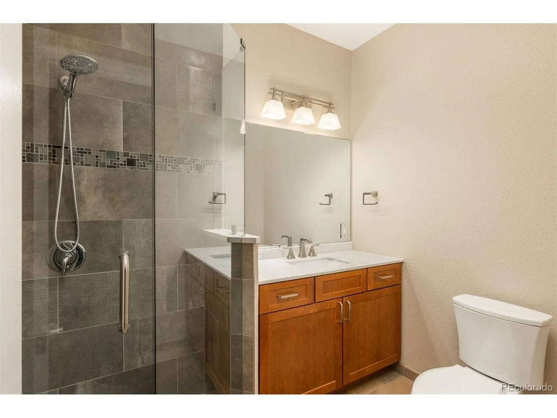 Photo of 4062 Lee Cir