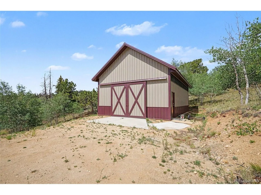 Photo of 541 Warpath Rd