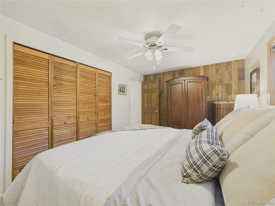 Photo of 9738 Sierra Dr