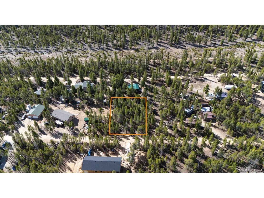 Photo of 340 Hemlock Dr
