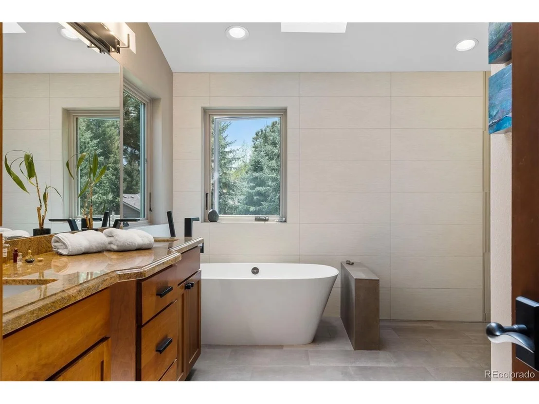 Photo of 2253 Augusta Dr