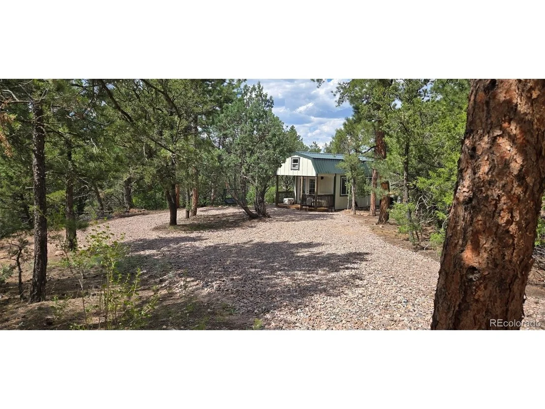 Photo of 165 Mosswood Dr