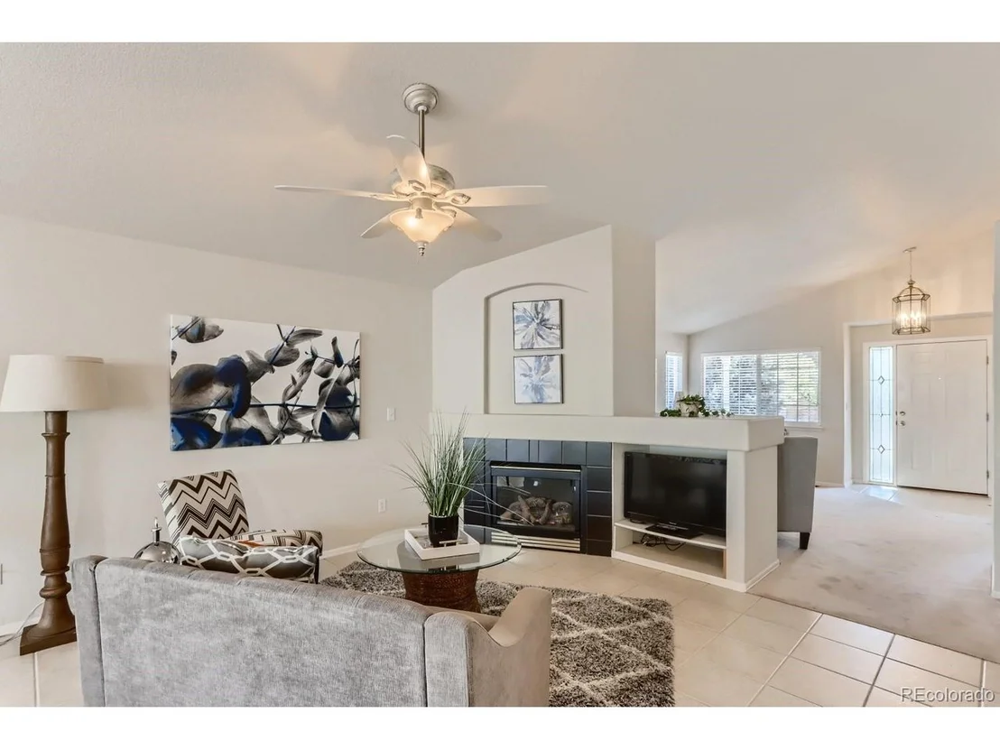 Photo of 738 Sandpoint Dr