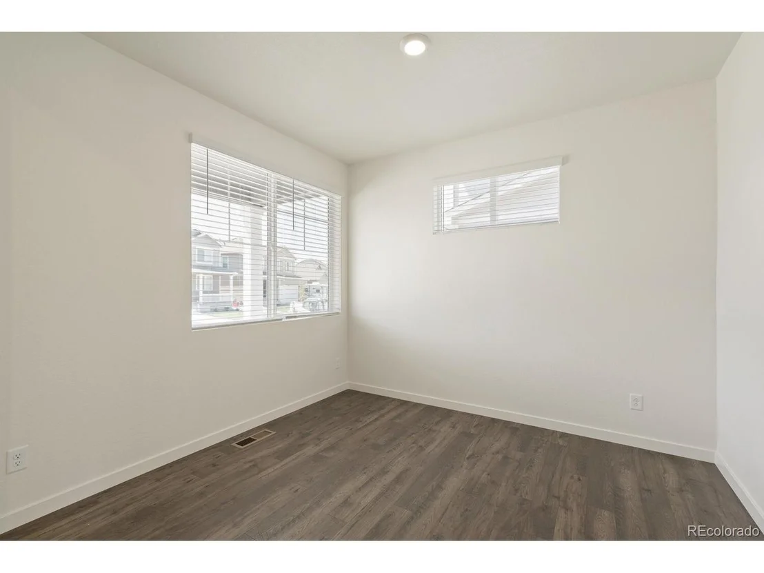Photo of 442 Thrush Pl
