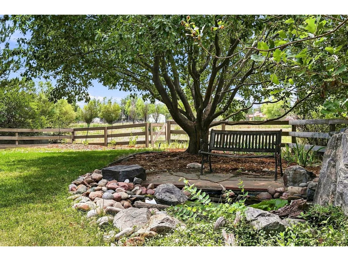Photo of 2854 Blue Jay Way
