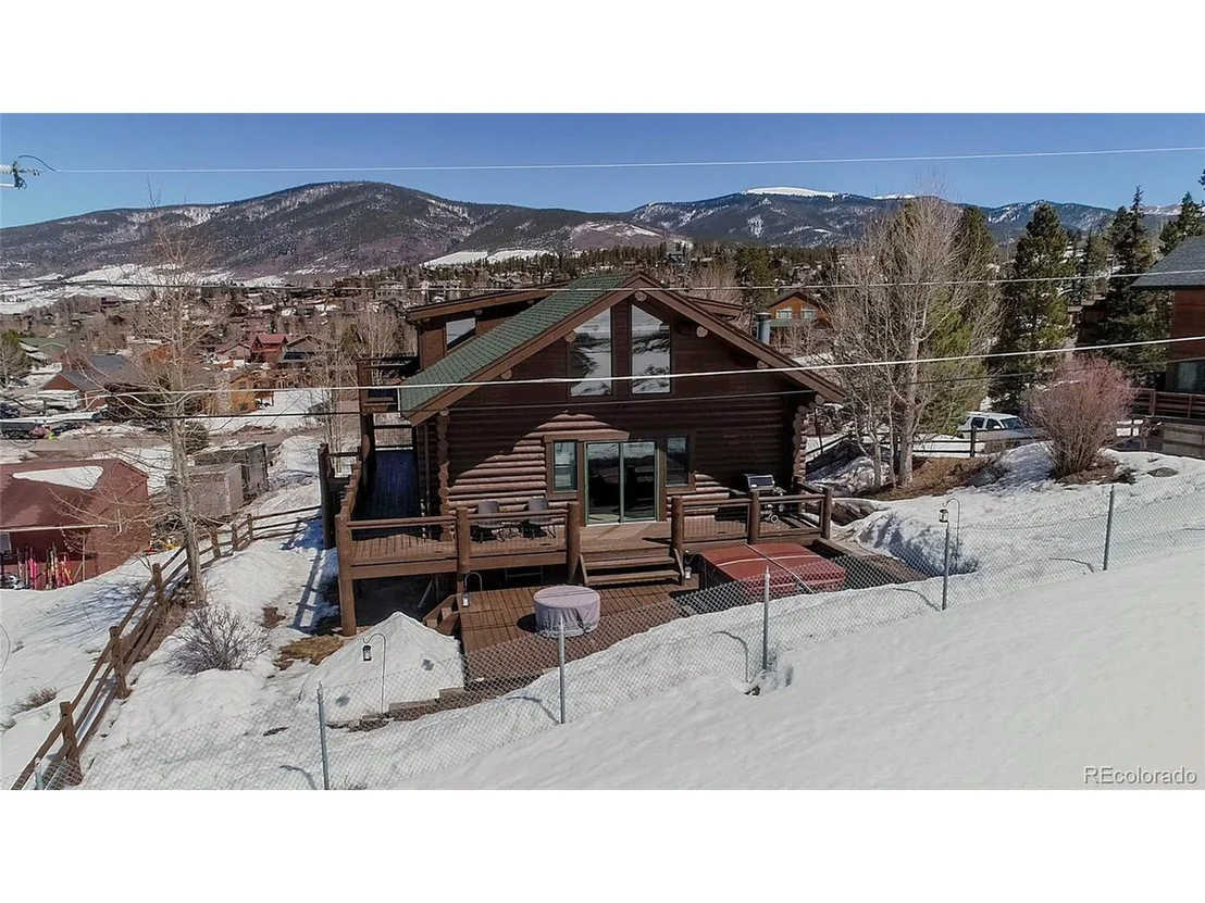 Photo of 64 Hideaway Ct