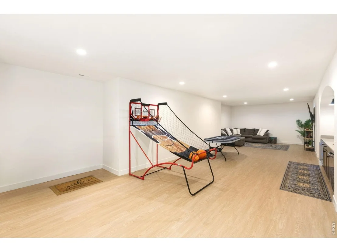 Photo of 843 Clydesdale Dr