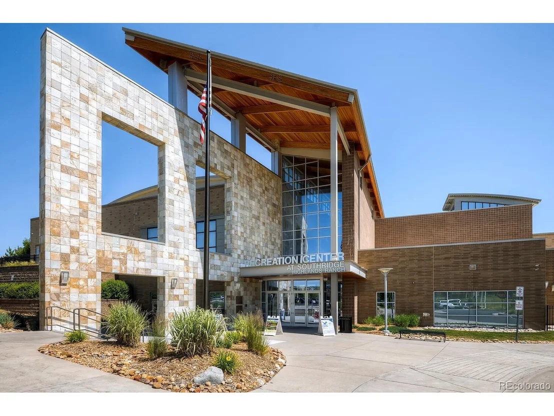 Photo of 10551 Laurelglen Cir