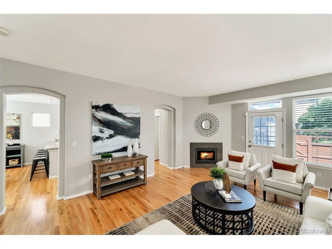 Photo of 1910 Lowell Blvd