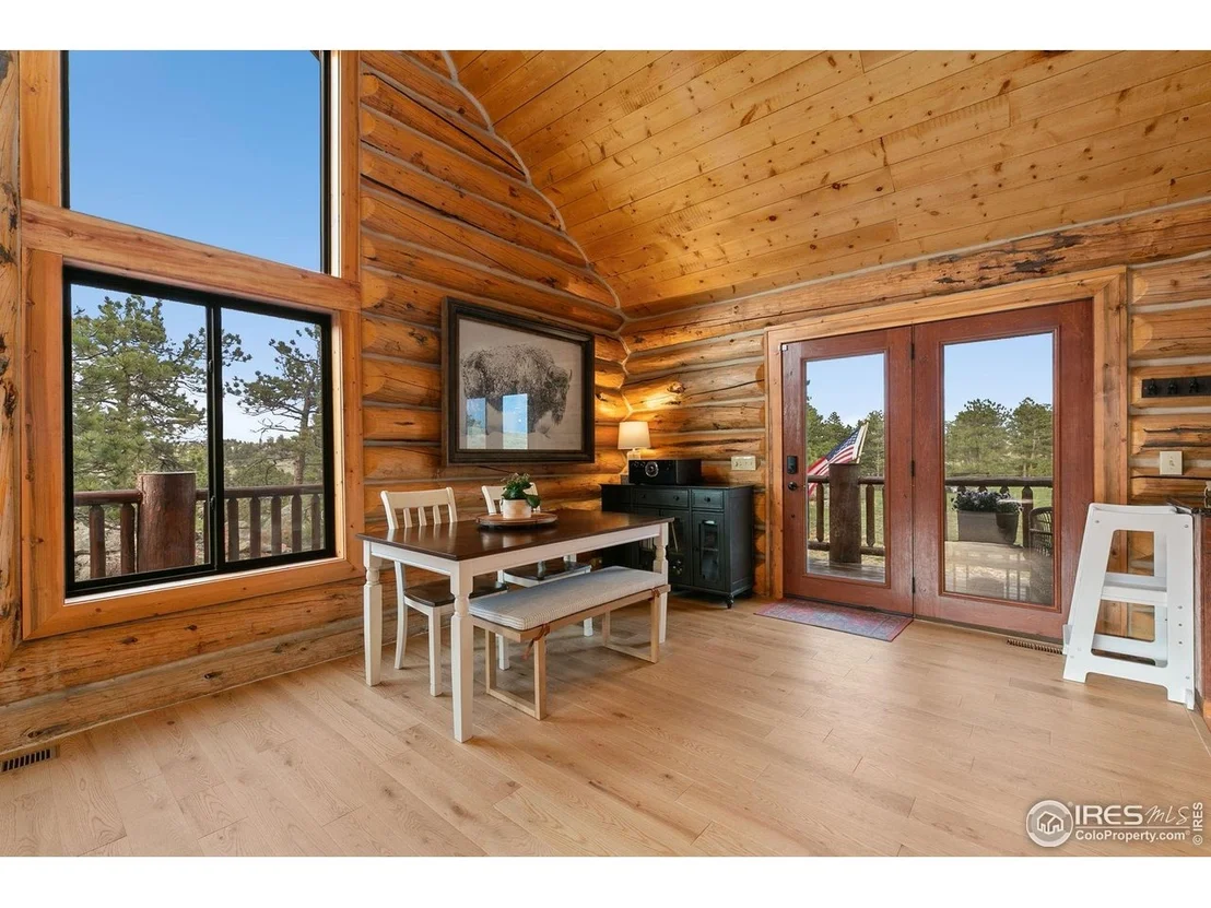 Photo of 344 Snowmass Dr