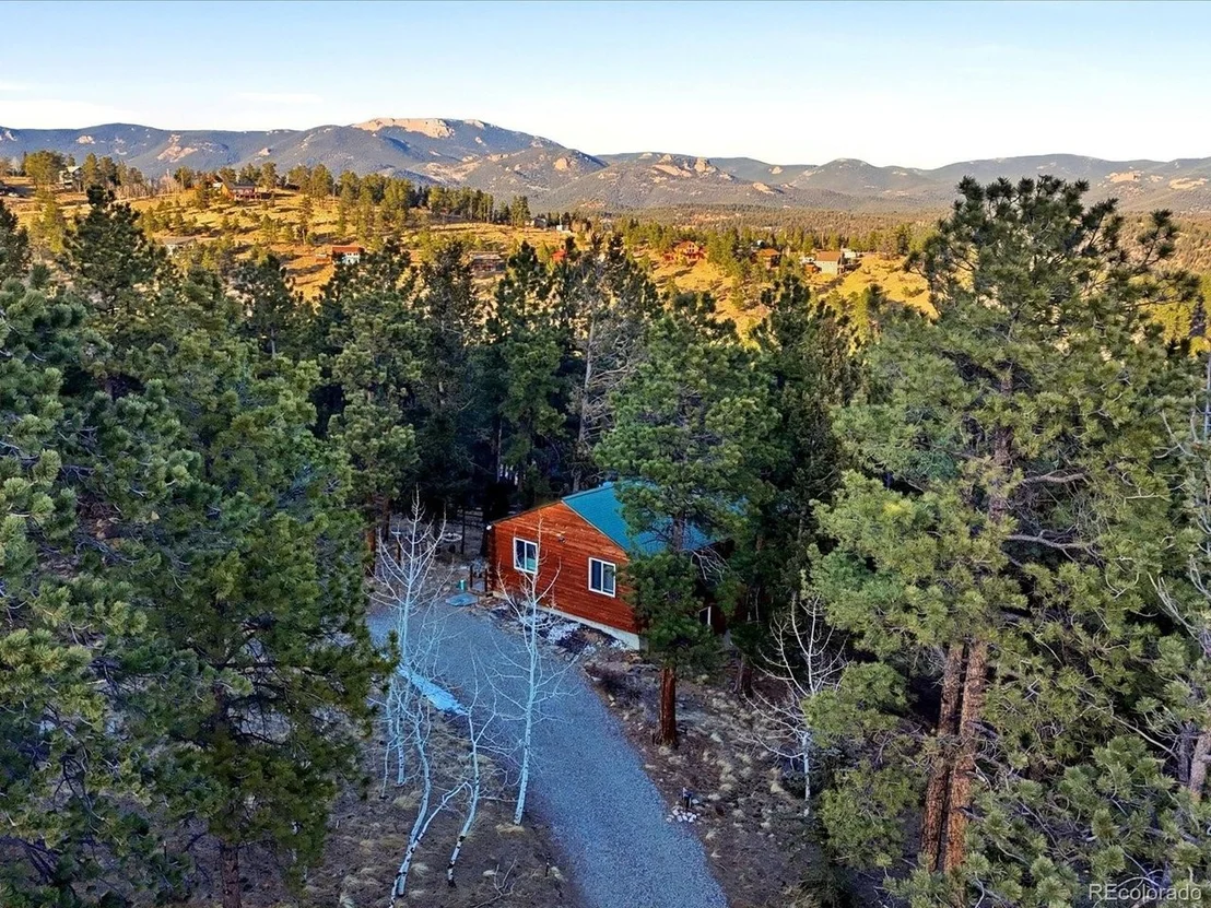 Photo of 201 Moss Rock Rd