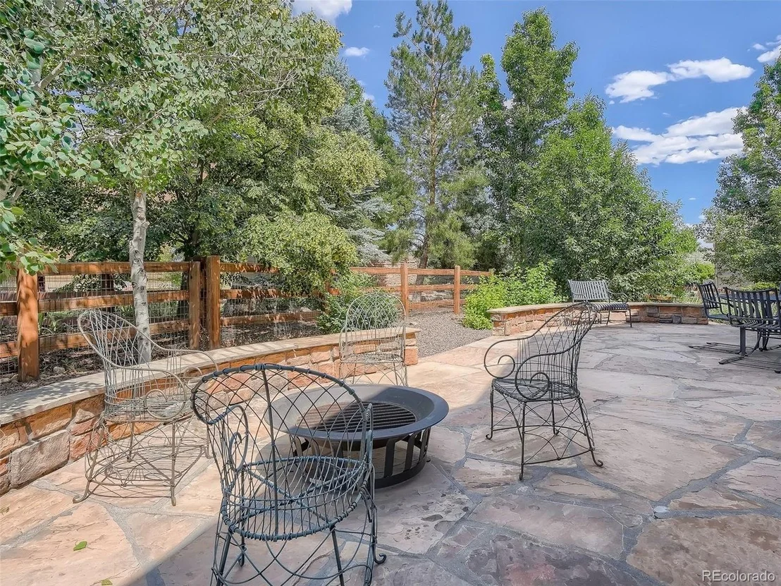 Photo of 4637 Rabbit Mountain Rd