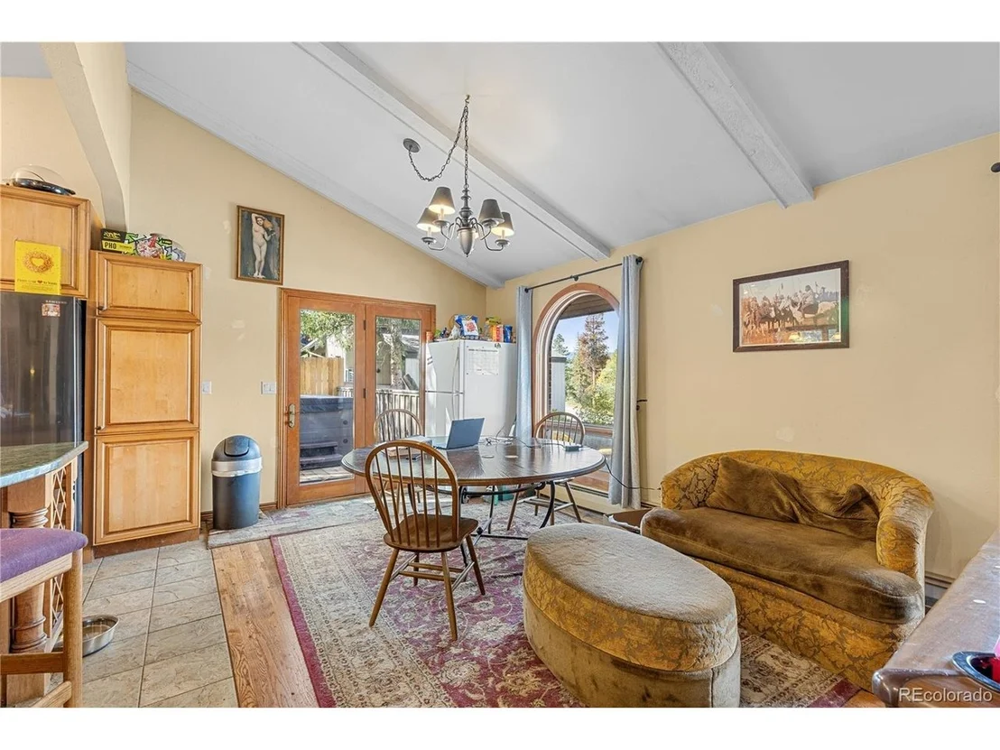 Photo of 208 Deer Path Rd