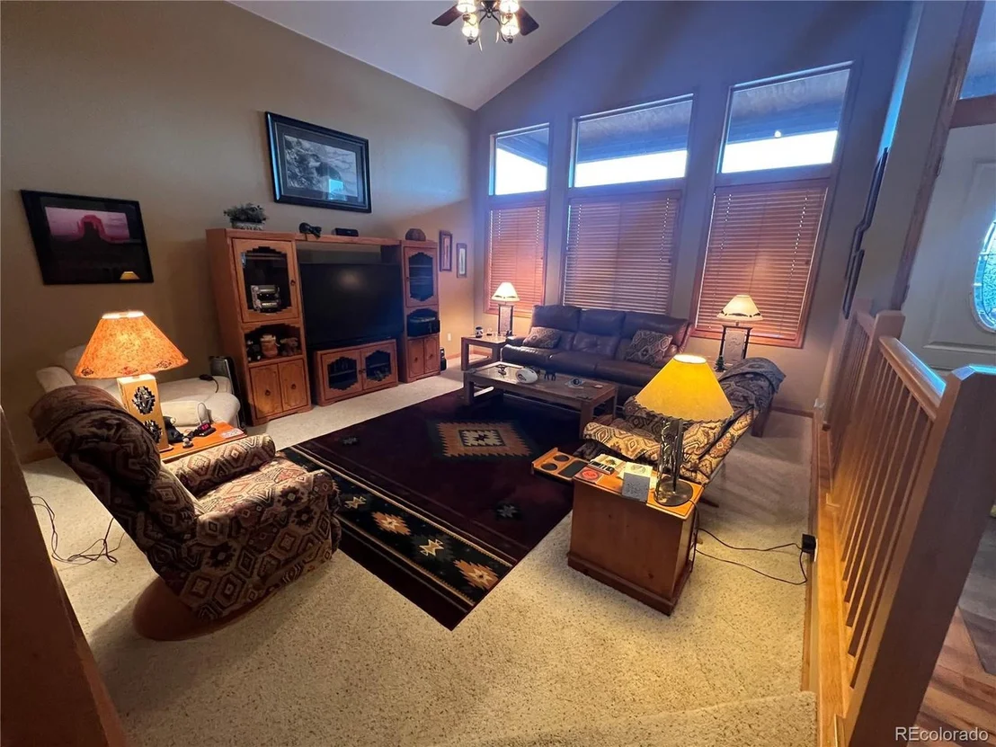 Photo of 67 Burland Dr