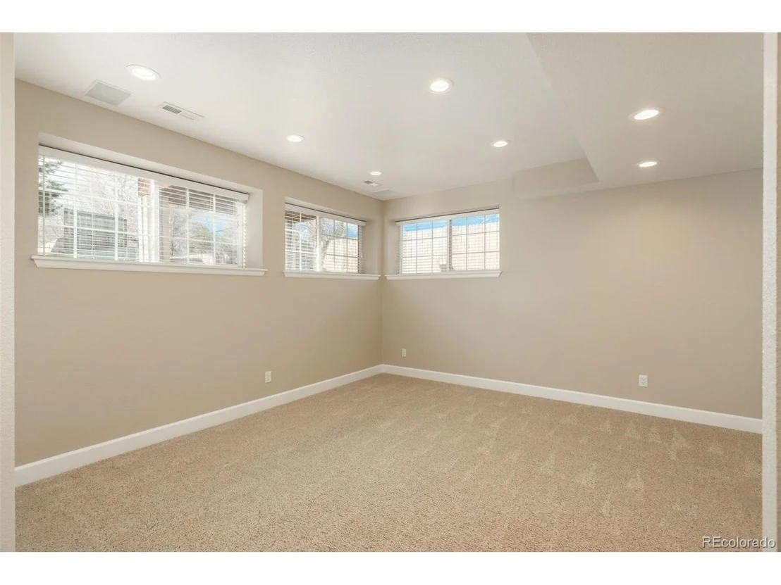 Photo of 4062 Lee Cir