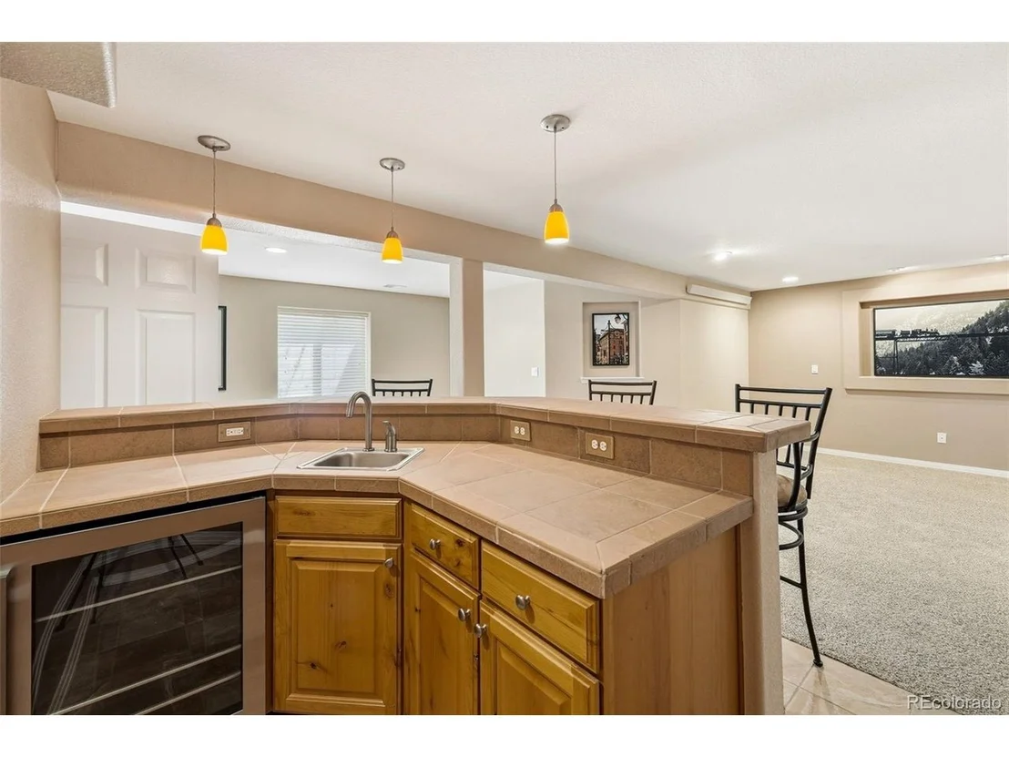 Photo of 1004 Boxelder Cir
