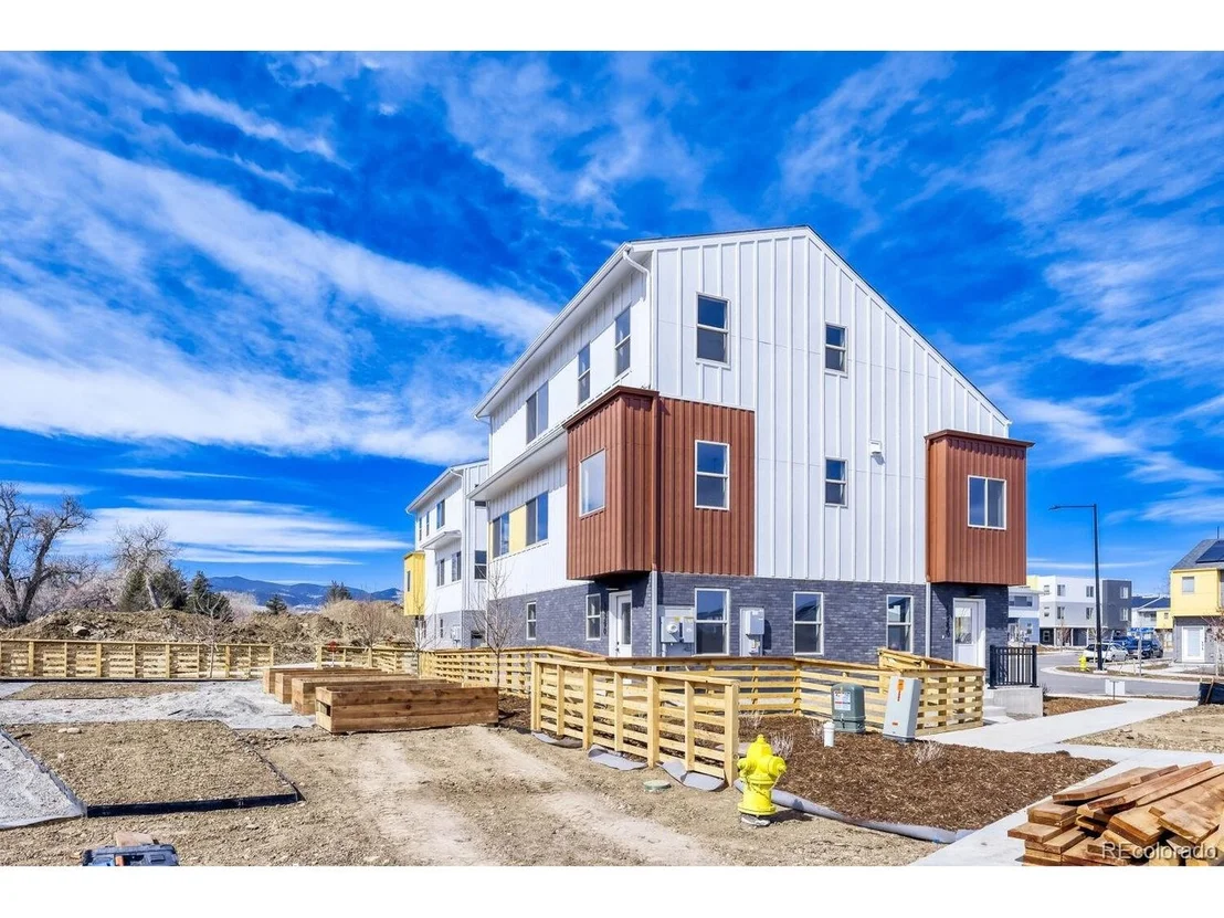 Photo of 15290 W 68th Pl