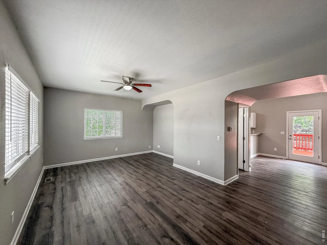 Photo of 918 Cliffrose Way